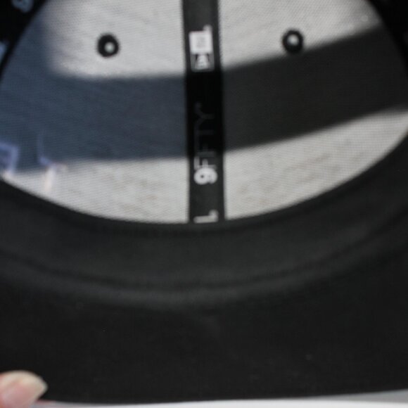 New Era 100% Polyester Black TA/FB Baseball Cap Hat One Size Adjustable Snapback - Picture 6 of 9